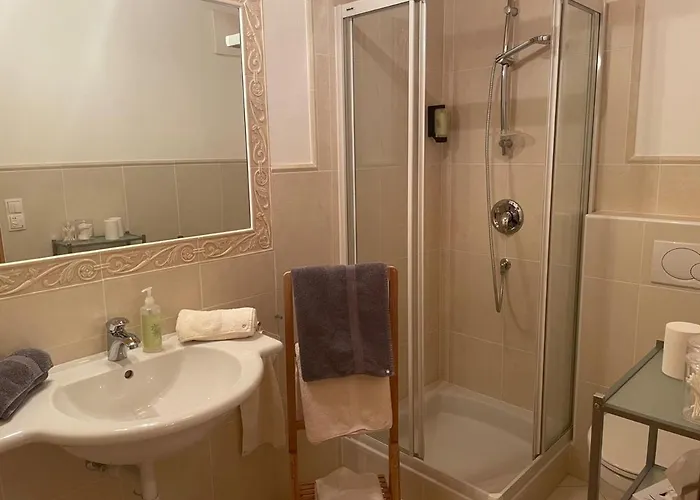 Residenz Am Berg * Йохберг